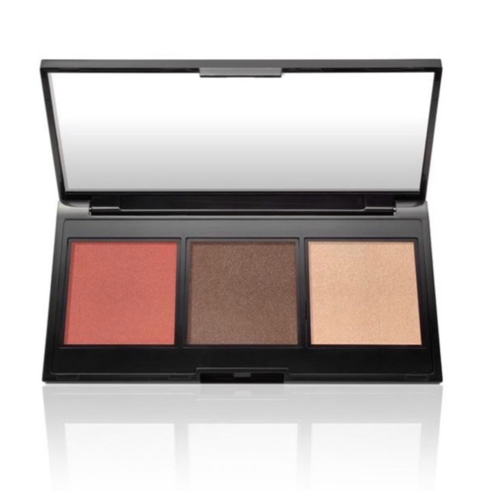 Laura Geller Multitasking eyes lips cheek palette, cream to powder trio